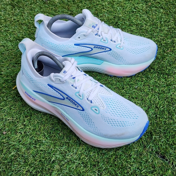 Brooks Shoes - BROOKS GLYCERIN GTS 22 - Women's Sneakers- SIZE 8.5D WIDE